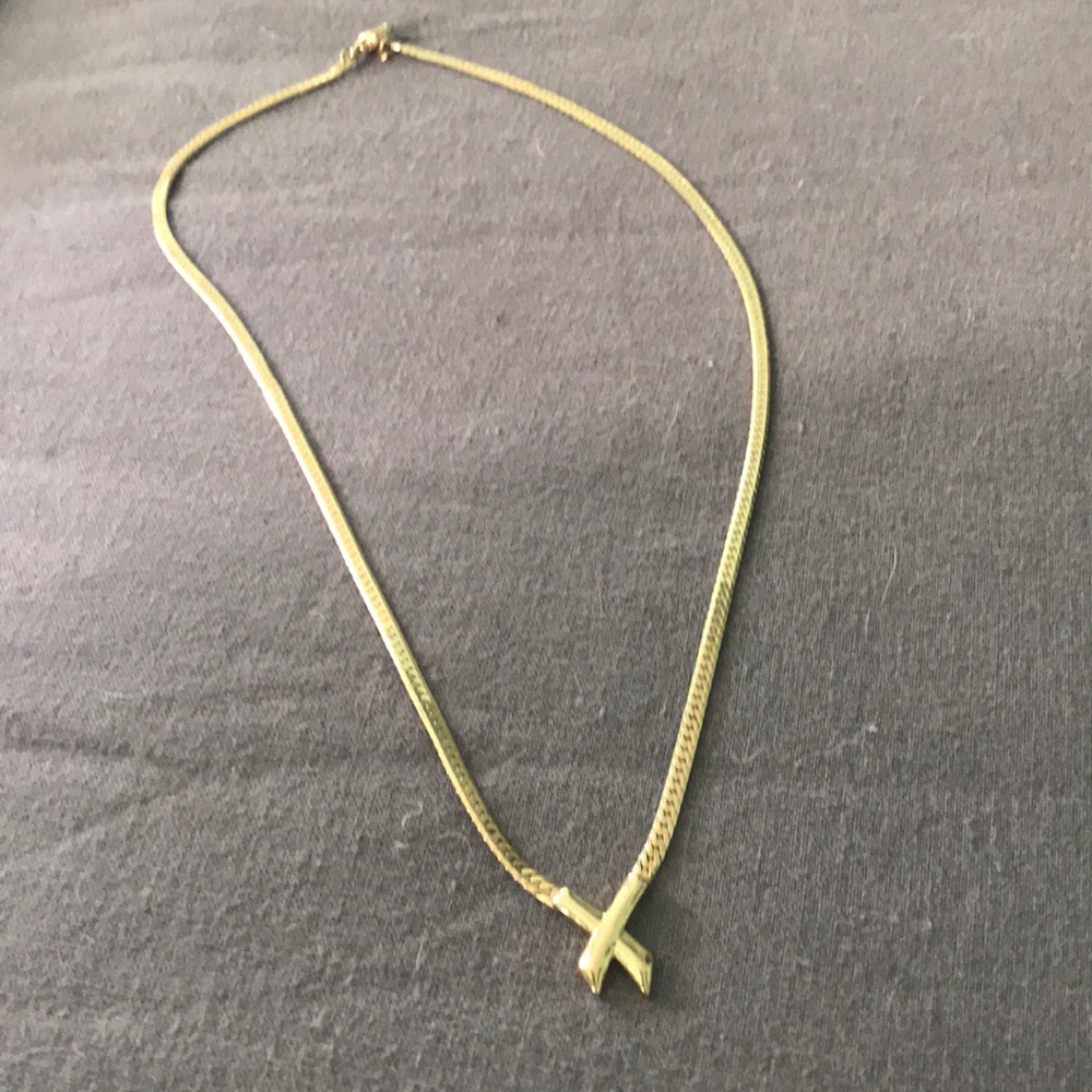 Gold snake chain X necklace
